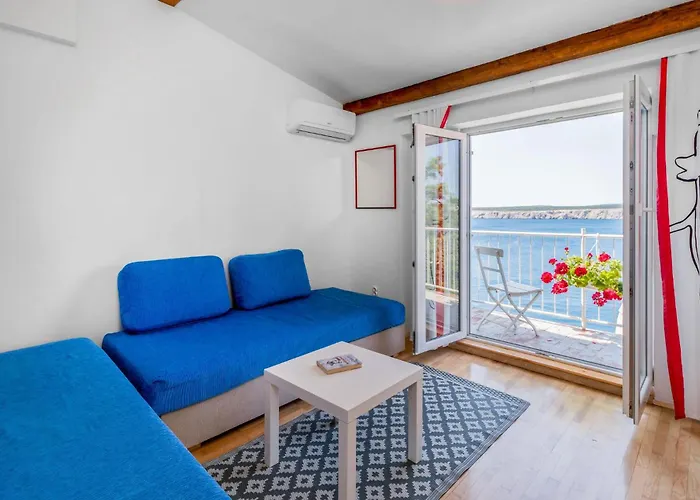 Holiday home 2 Bedroom Cozy Home In Jadranovo *
