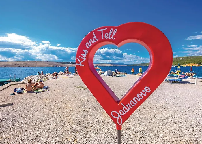 Hébergement de vacances 2 Bedroom Cozy In *