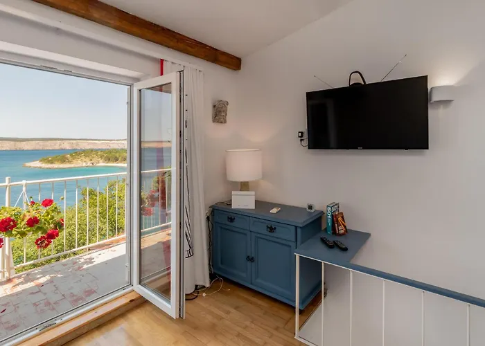 Hébergement de vacances 2 Bedroom Cozy In Jadranovo